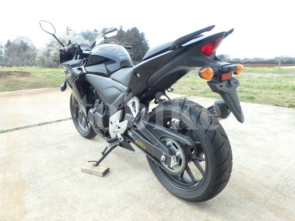 Купить мотоцикл Honda CBR400R 2013 фото 12
